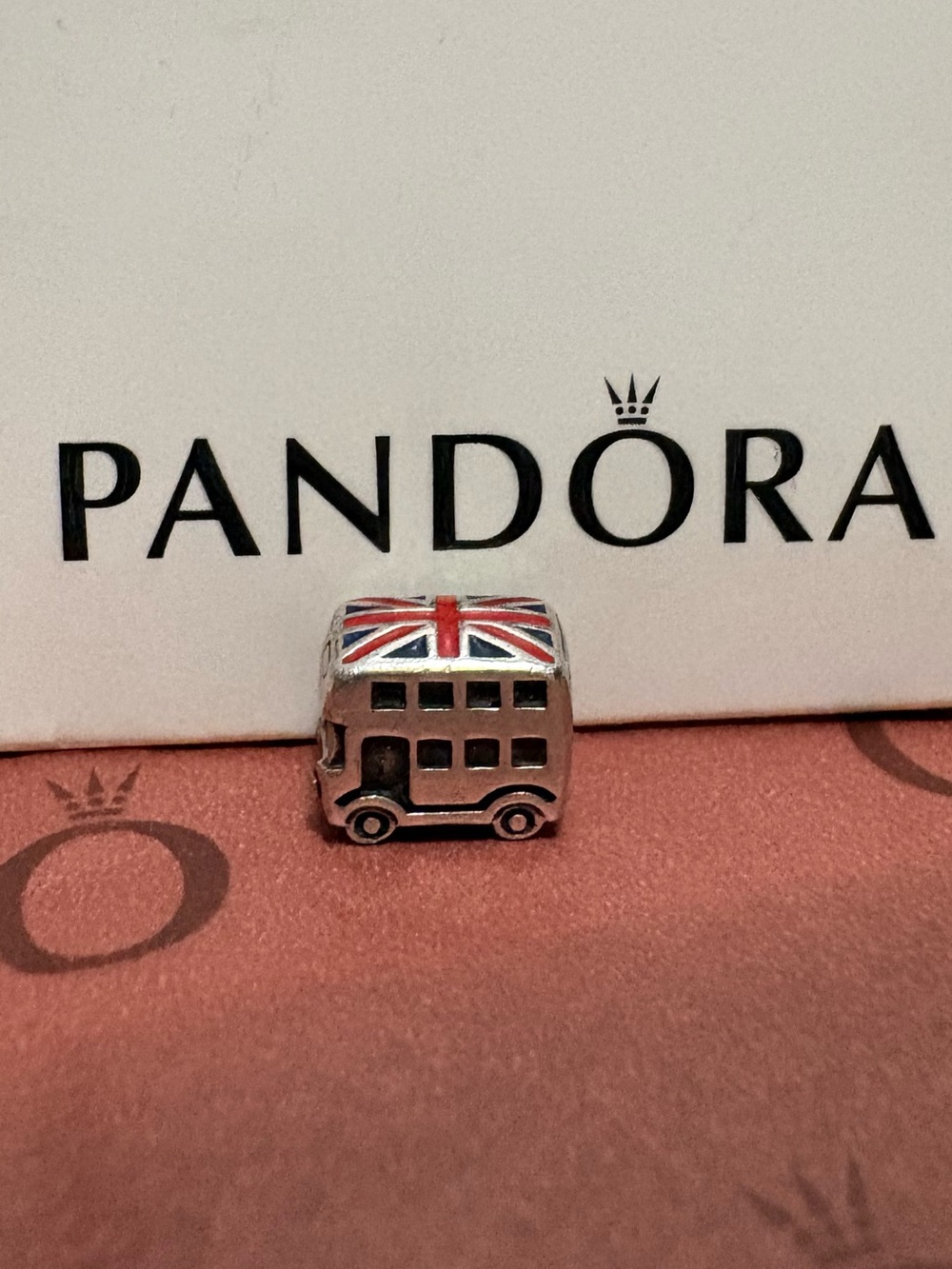 Pandora Union Jack Double-Decker Bus Charm - Picture 4 of 7